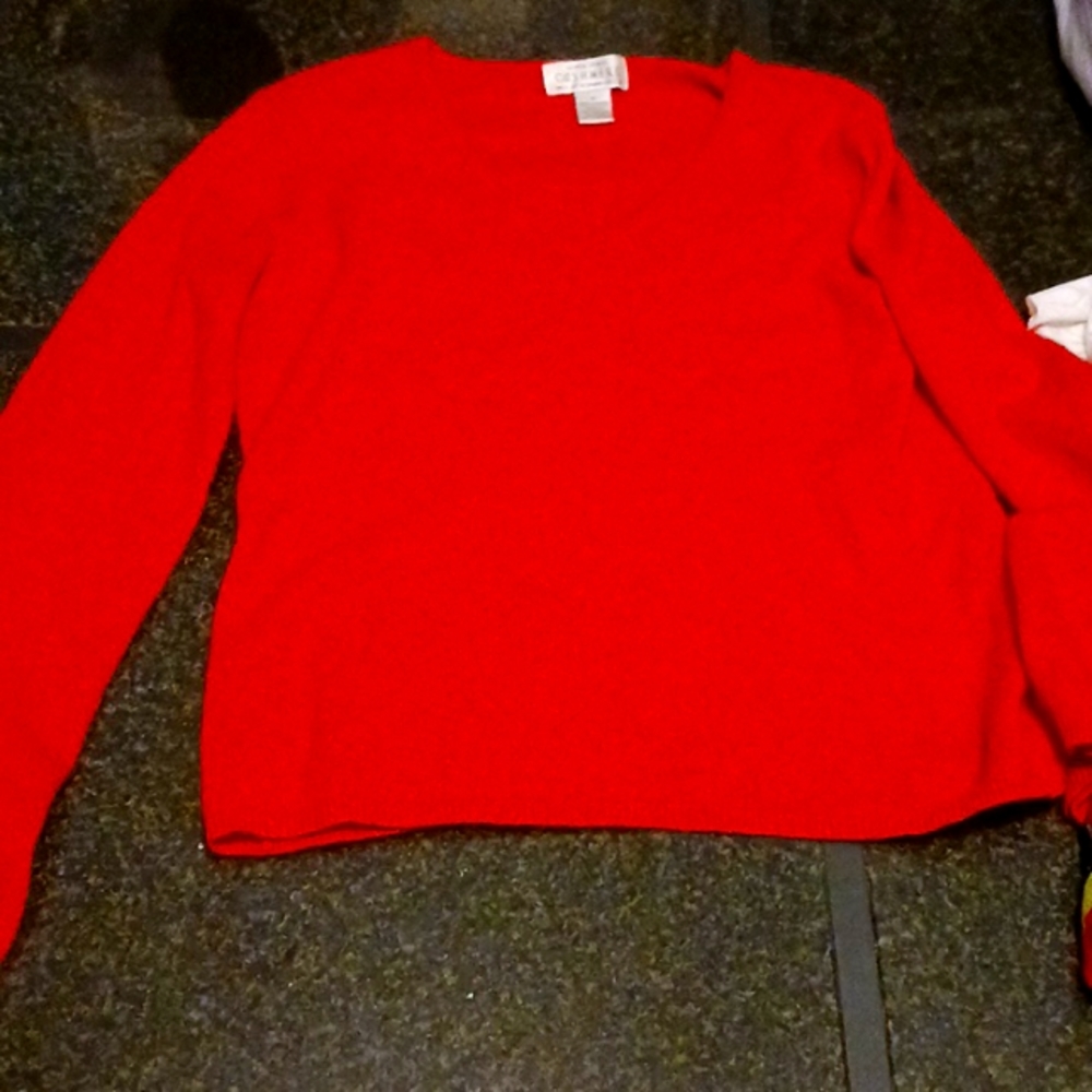 Cashmere sweater